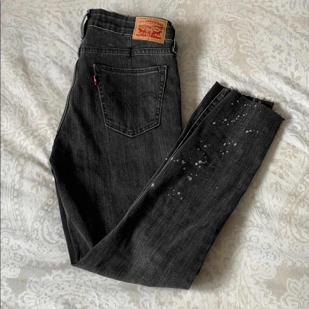 Levi’s cropped skinny jeans